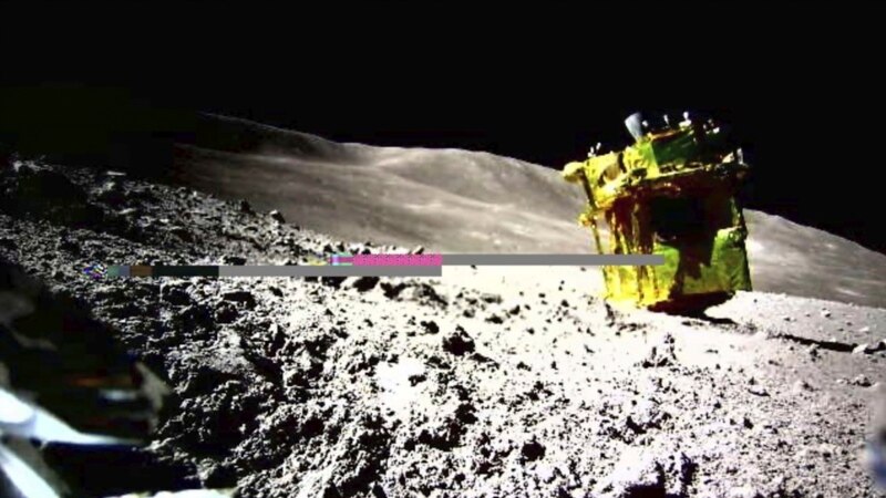 Японские учёные восстановили связь с Лунным снайпером